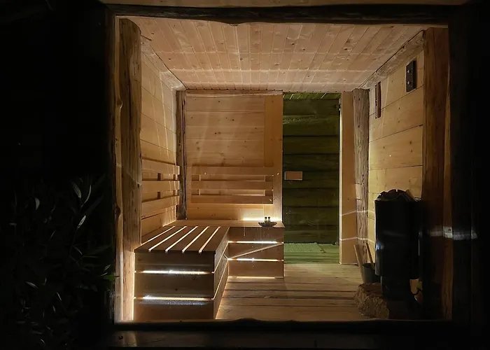 Lyra Hill - Luxury For The Poetry Of Wooden Vilă Nagymaros