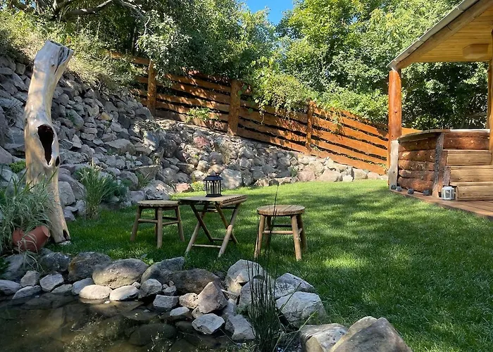 Lyra Hill - Luxury For The Poetry Of Wooden Vilă